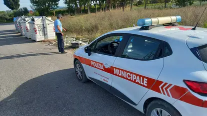 Abbandono di rifiuti: attive le fototrappole